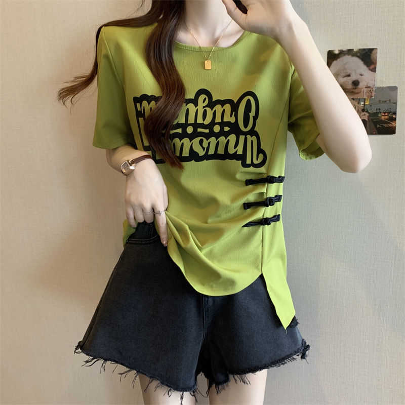 Abbigliamento da donna di grandi dimensioni con design con fibbia che copre la pancia stampato T-shirt a maniche corte da donna paffuto MM vita sottile irregolare e top unico