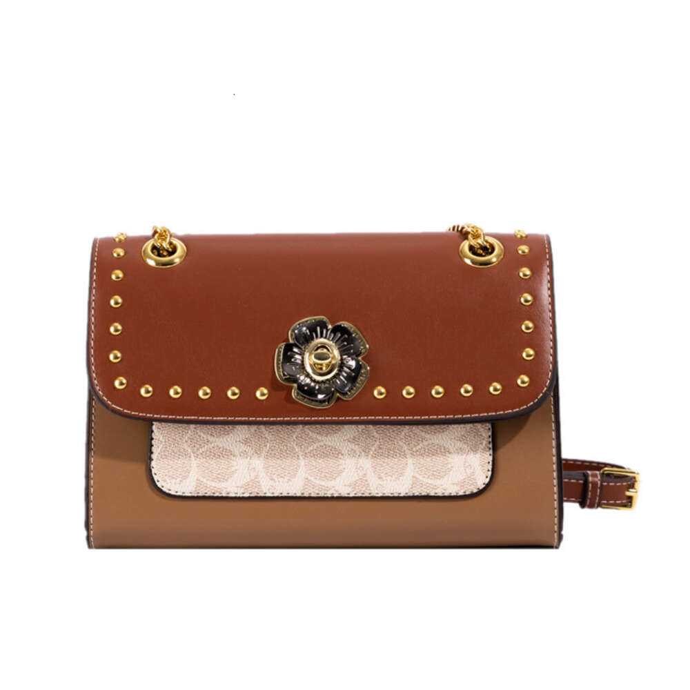 Snygga handväskor från toppdesigners fransk stil liten fyrkantig väska för kvinnor ny kedja casure crossbody axel mångsidig high-end trendig