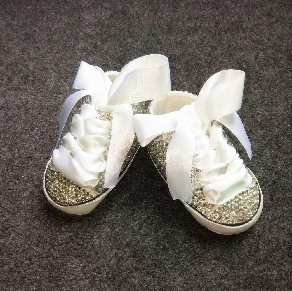 Första vandrare bling nyfödda anpassade för köpare handgjorda spädbarn dopande båge underbara glitter fantastiska sapatos glittrande baby första vandrare 240315