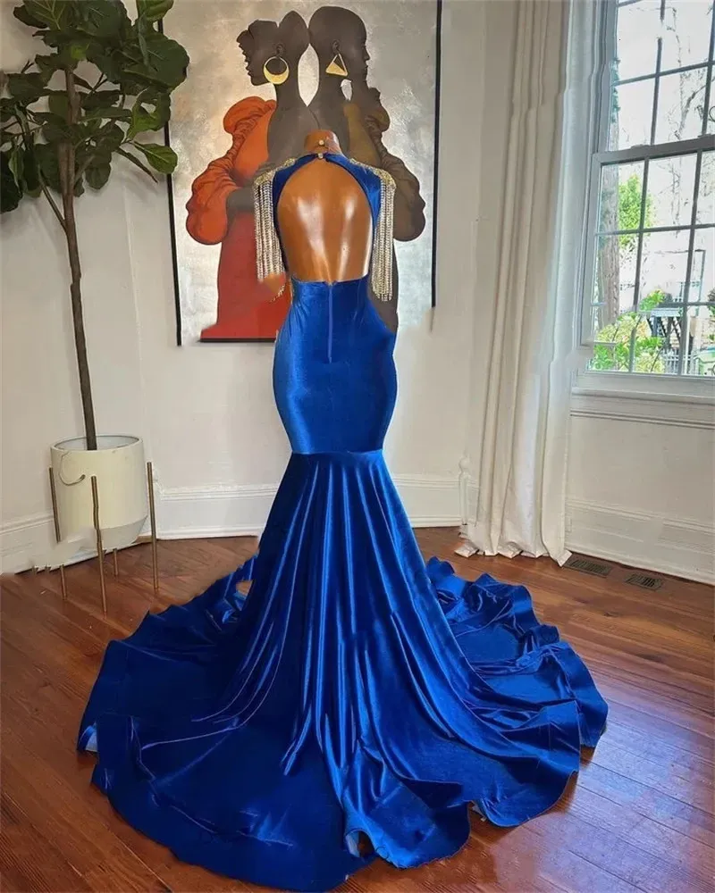 Sexy High Neck Long Prom Dress For Black Girls Tassel 2023 Royal Blue Appliques Backless Birthday Party Evening Gowns Robe De