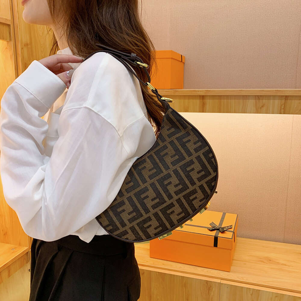 Cheap Wholesale Limited Clearance 50% Discount Handbag High Quality Fashionable Shoulder Bag High-end Underarm Womens Adjustable Strap