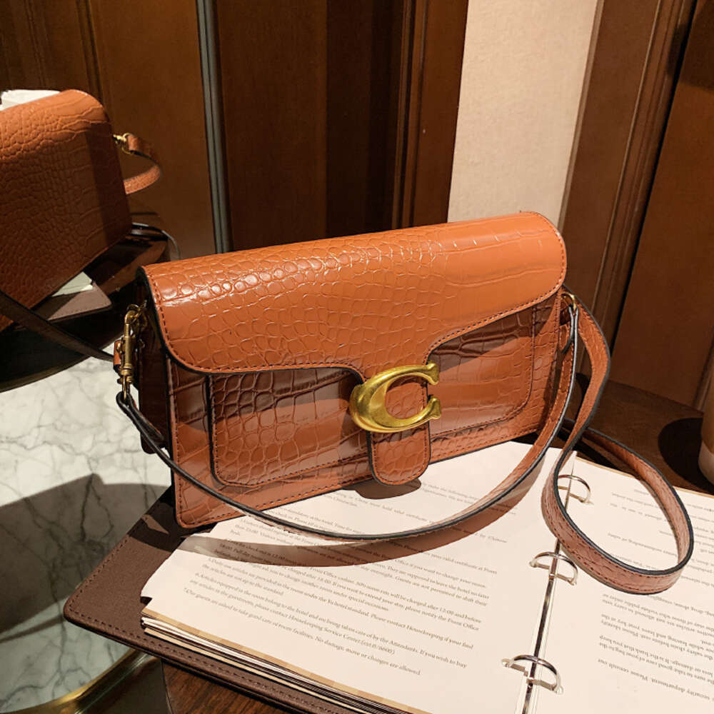 Barato al por mayor liquidación limitada 50% de descuento bolso pequeño bolso para mujer nuevo patrón de cocodrilo cuadrado moda un hombro bolsos cruzados