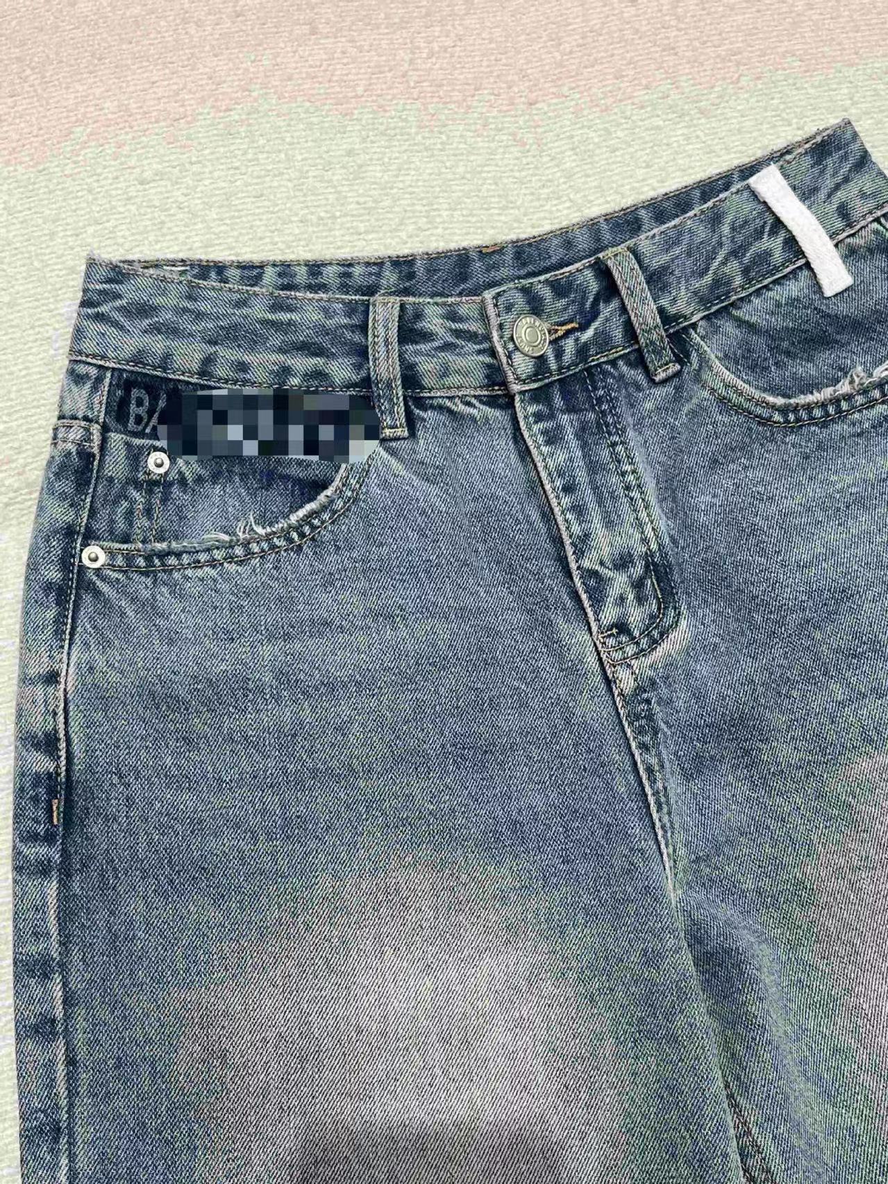 Kostenloser Versand 2024 Blue Letter Gerade Lose Knöpfe Damen Jeans Designer Damen Denim Hosen 31711