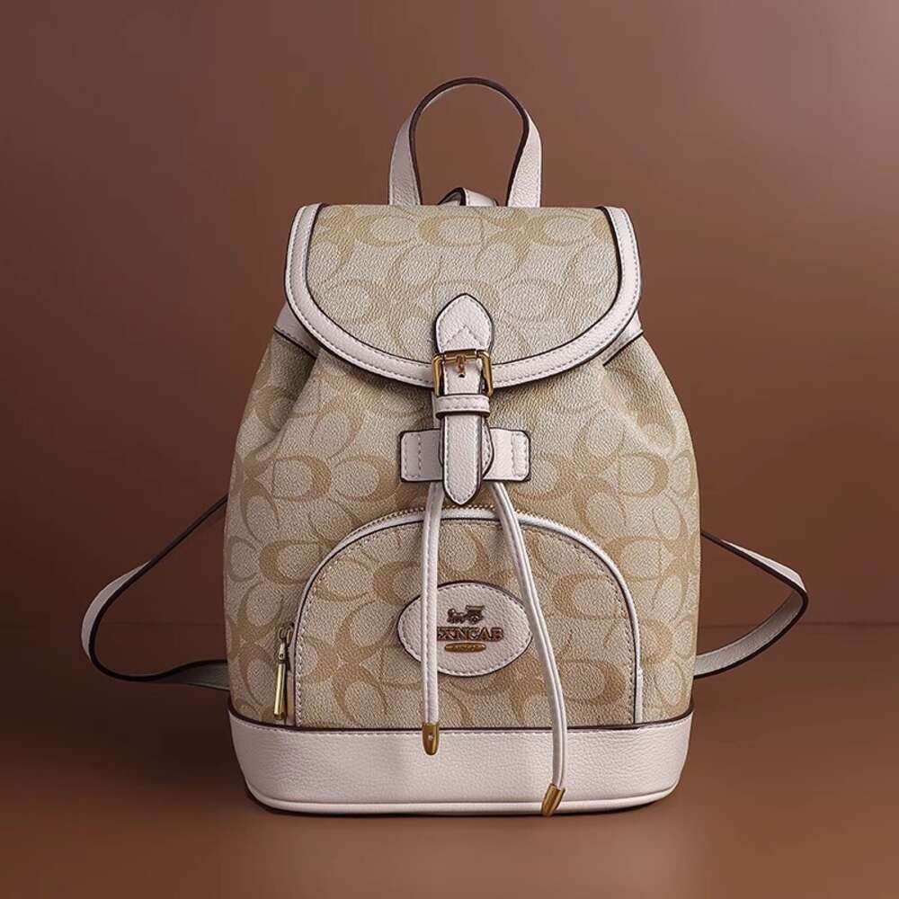 Pas cher en gros liquidation limitée 50% de réduction sac à main Hong Kong haut sac à dos femmes automne nouvelle mode lumière luxe qualité voyage banlieue