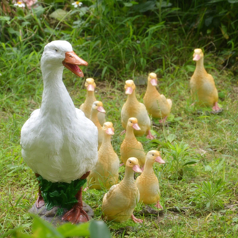 Niedliche Enten-Gartenstatue aus Kunstharz, Hinterhof, Teich, Enten, Dekoration, Vogelskulptur, für drinnen und draußen, Hofdekoration, Rasenornament 240312