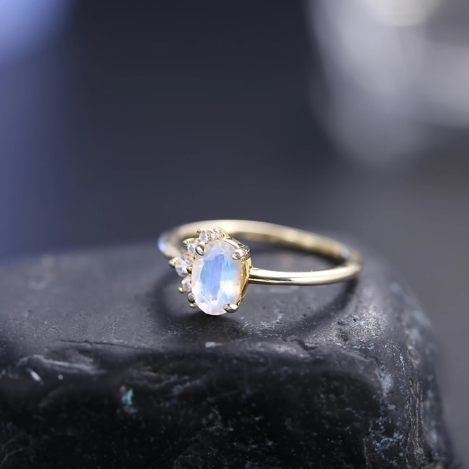 GEMS BALLET 925 Sterling zilveren edelsteen ring ovaal geslepen melkachtige blauwe maansteen halve maan halve maan cluster Halo verlovingsring 240315