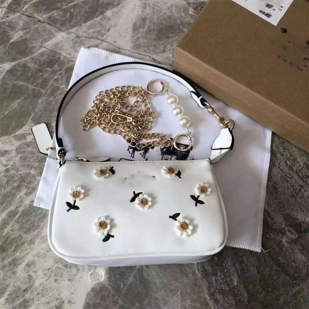 Barato por atacado liberação limitada 50% desconto bolsa koujia novo saco de axilas c-padrão flor velha mahjong feminino clássico ombro pérola corrente portátil pequeno