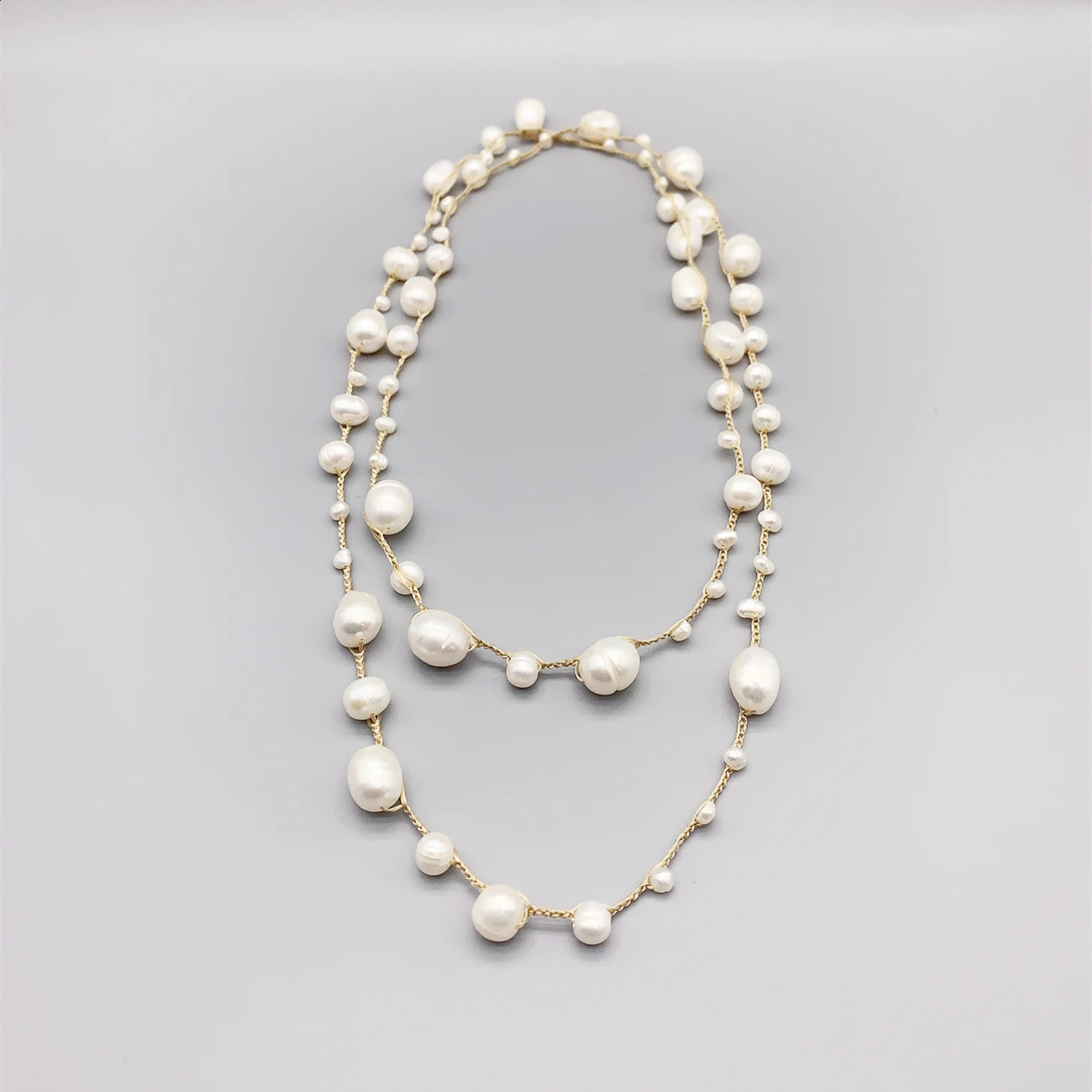 Folisauniqueの手作り編組かぎ針編み淡水白い真珠の女性用カジュアルジュエリーバロックロング240313