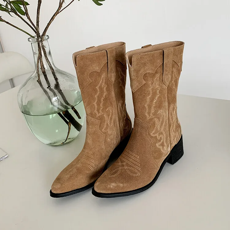 Boots 2022New Design Women Cowboy Short Boots Pointed Toe Embroider Slip On Riding Botas Brown Suede Motorcycle Botines Femininos