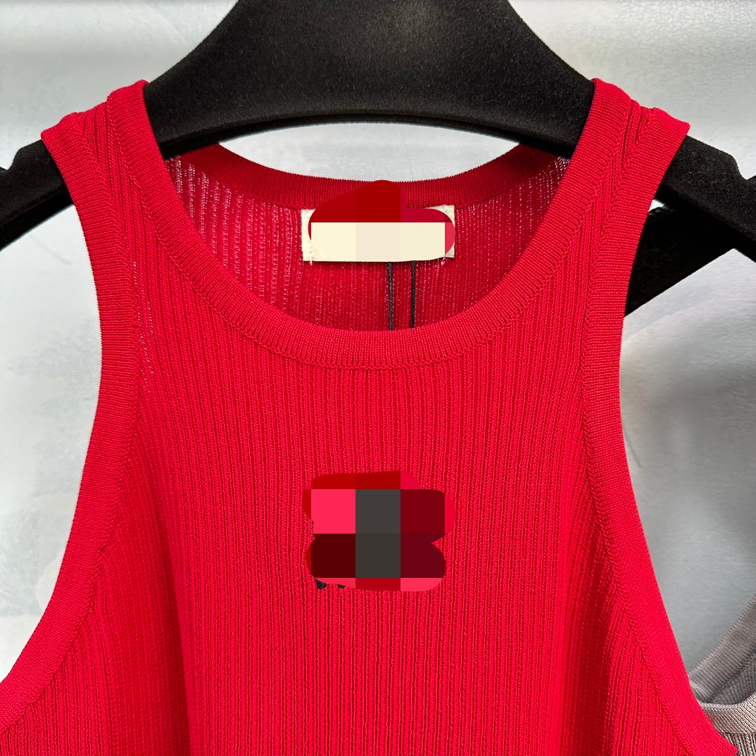 3061 2024 primavera verão marca mesmo estilo camisola preto vermelho branco sem mangas tripulação pescoço roupas femininas de alta qualidade weilab553