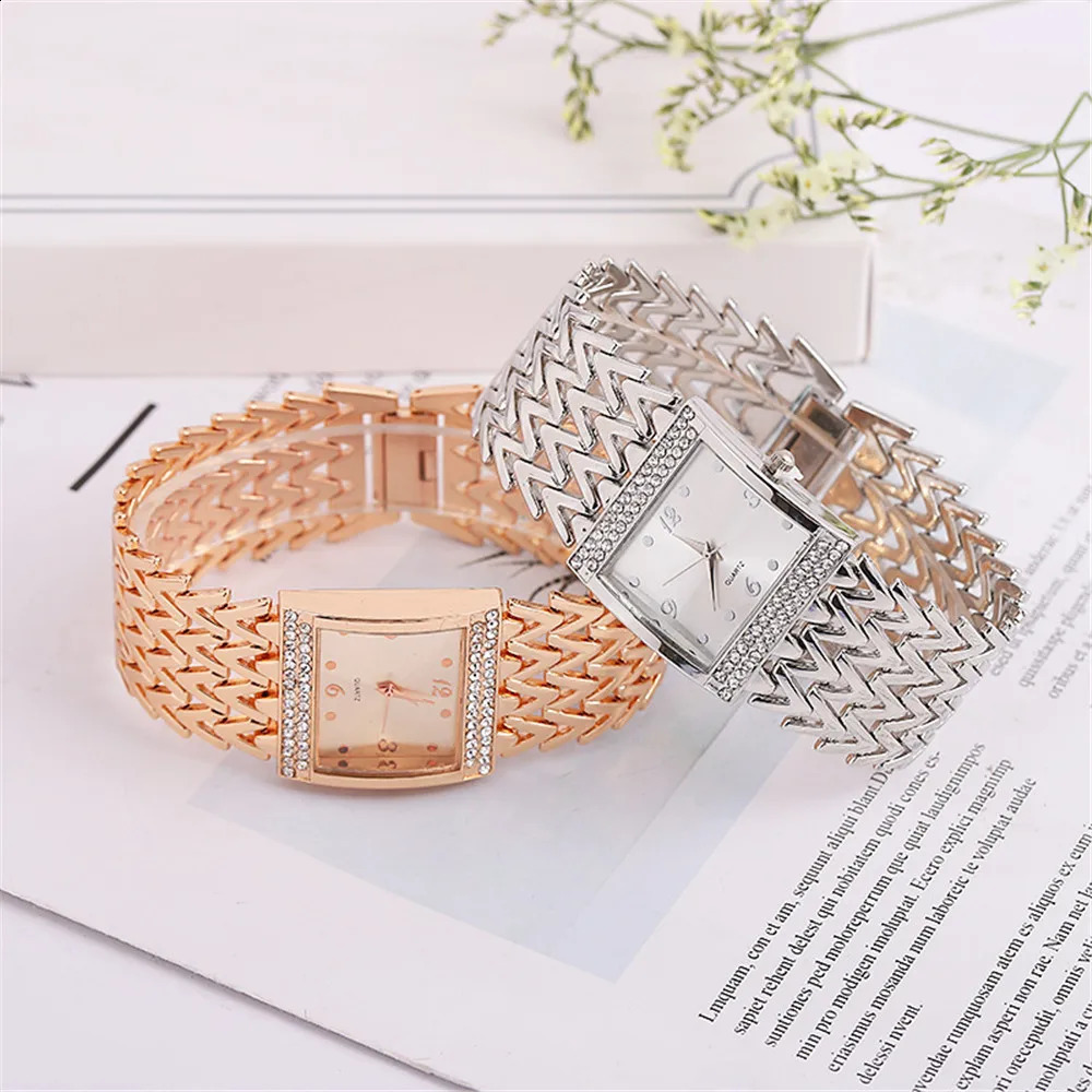 Reloj de pulsera de oro de lujo para mujer, relojes de cuarzo femeninos con diamantes cuadrados simples a la moda, reloj de mujer de acero inoxidable, vestido 240305