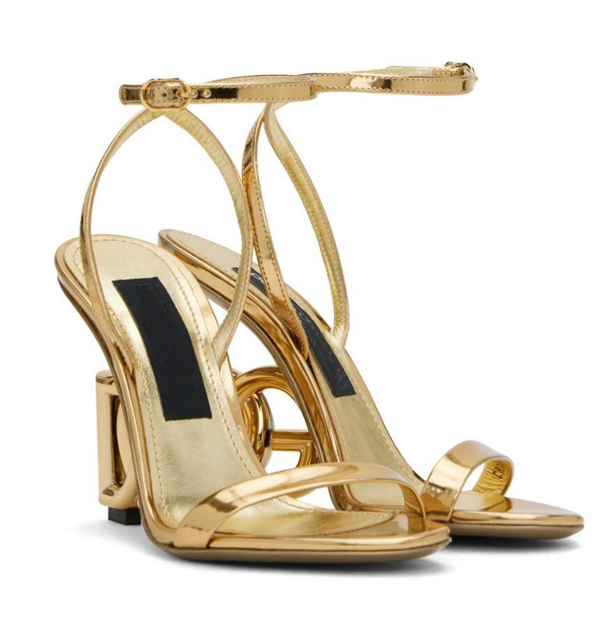 エレガントブランドKeira Sandals Shoes Patent Leather Gold-Electroplated Carbon Heels Party Wedding Luxury Lady Sandalias EU35-43 with Box