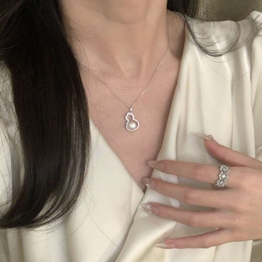 Pingente de cabaça oca incrustada com diamante, colar de pérolas, estilo japonês e coreano, tema de flores, banhado a ouro 14K