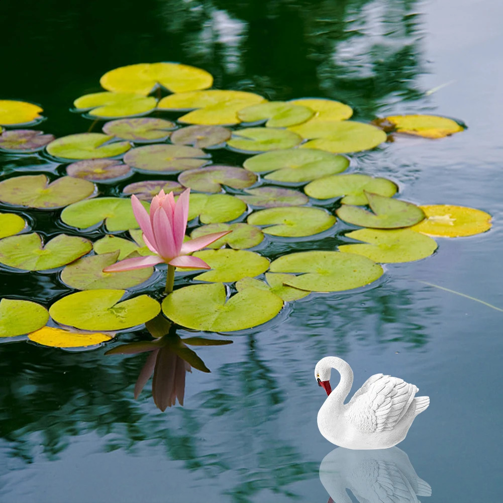 Goose Garden Decoration Figurine Basen Pond Swan Ornament Home Realistic Desin Park Decoys Symulacja posągów pływając 240312