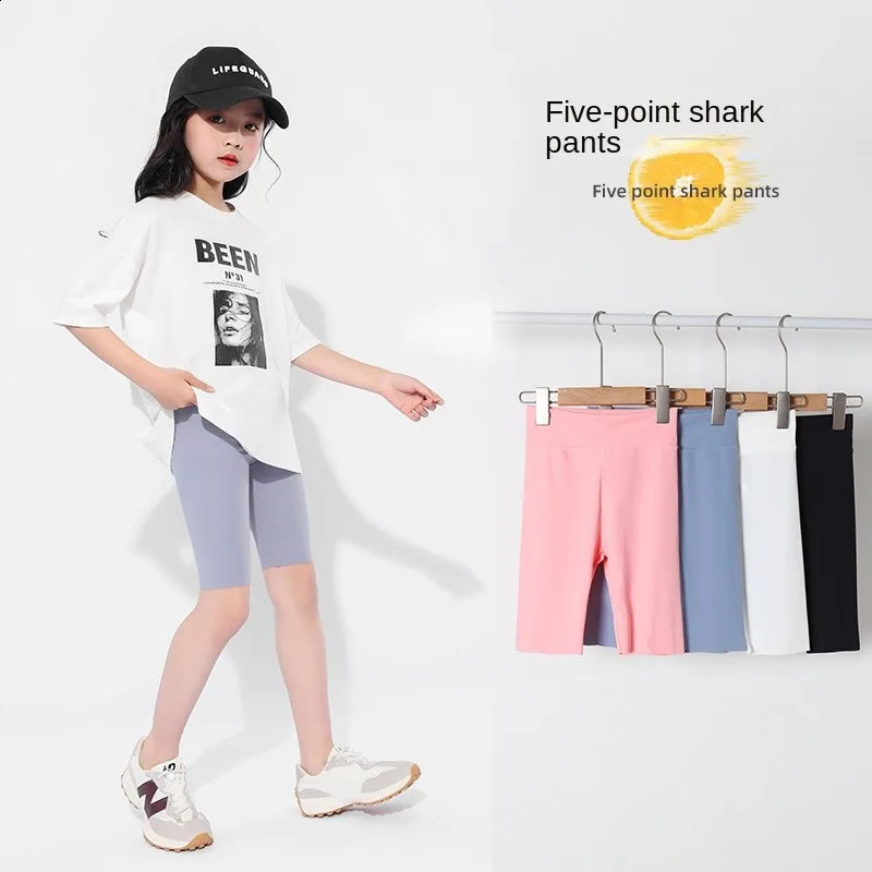 Pantaloncini skinny solidi bambini Pantaloni corti sportivi senza cuciture a vita alta ragazze adolescenti Leggings estivi yoga fitness al ginocchio 240305