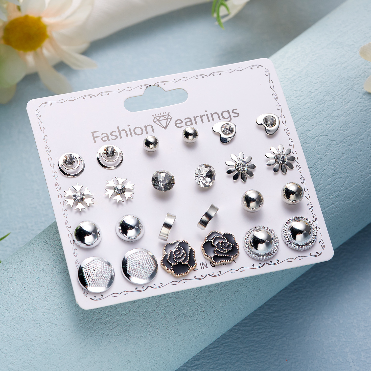 Cross -border hot -selling European and American of flowers imitation pearl balls inlaid diamond combination earrings