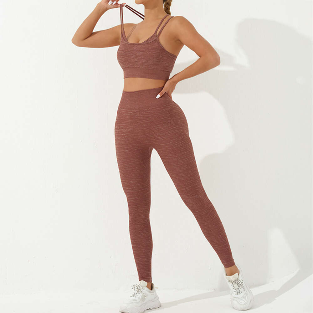 Lu Align Arlign Arrival Women's New Yoga Sets Striped 3 Peice Set Seamless Workout Clotes 2024年冬のジムジョガースポーツ