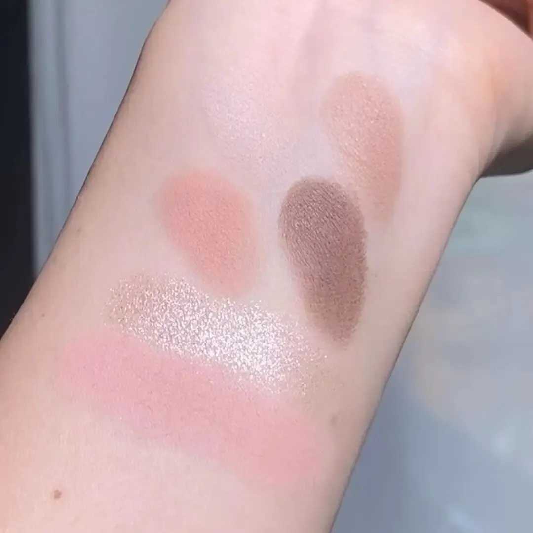 Oogschaduw Vlindervlieg Zeskleurig Oogschaduwbakje Helder Koude Oogmake-up Zoet Koel Poeder Flash Matte OogschaduwL2403