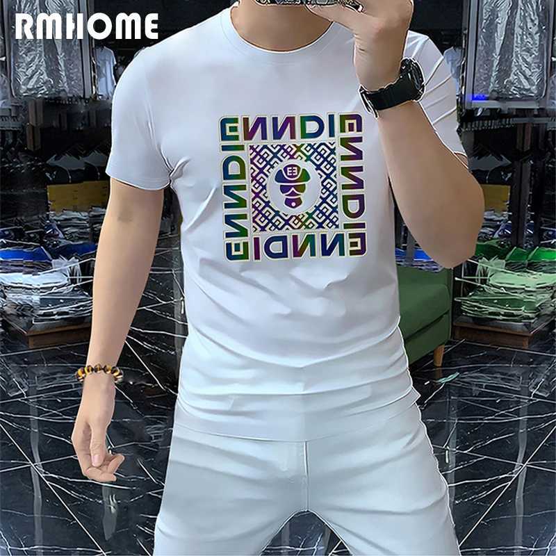 T-shirt da uomo T-shirt da uomo Abbigliamento Paillettes Lettere di diamanti Cotone Slim T-shirt maschili 2023 Estate Girocollo Top Stile giovanile Pevalent Man Wear J240316