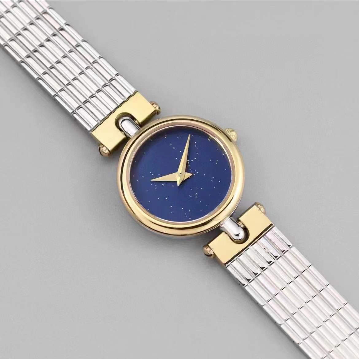 21mm Classique Lady Starry Sky Montre En Cuir Vintage Plaqué Or Montre-Bracelet À Quartz En Acier Inoxydable Horloge Femelle Verre Saphir Cadran Bleu Montres