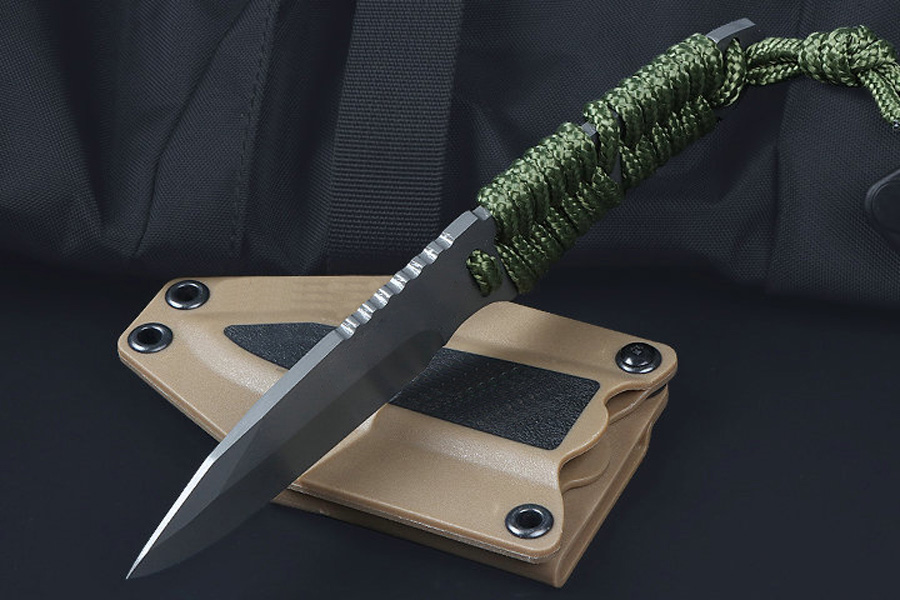 高品質のストレートナイフ固定刃ナイフ440Cスチールブレードパラコードハンドル屋外サバイバルストレートハンティングナイフ腹筋シース