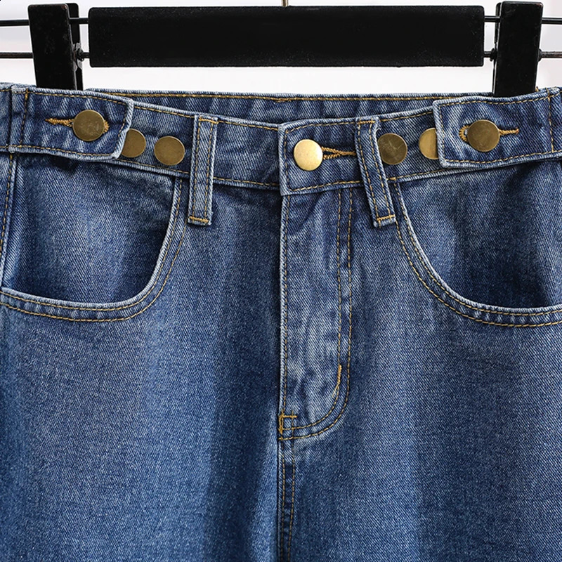 Jeans taglie forti autunnali donna a vita alta con bottoni Pantaloni coreani da donna di grandi dimensioni alla moda 240315