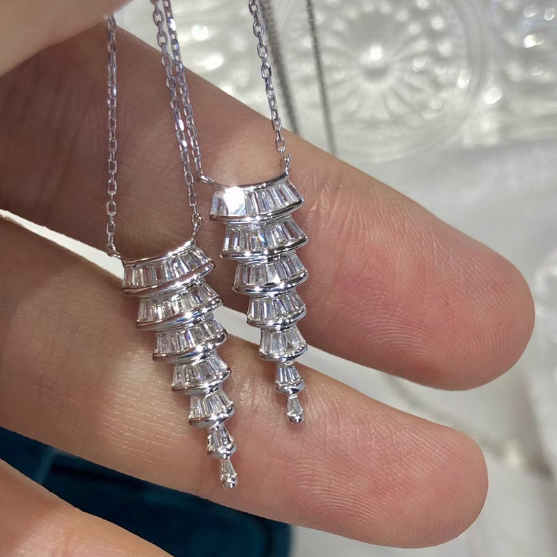 Choucong Ins Corona Ciondolo Gioielli di lusso Argento sterling 925 Taglio principessa Topazio bianco Diamanti CZ Pietre preziose Collana da spiaggia donna Clavicola regalo amante