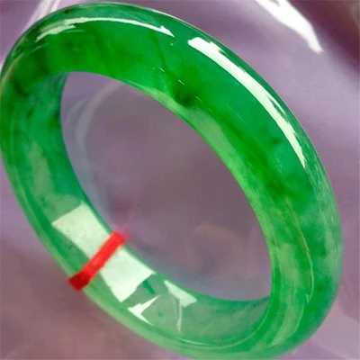 Bangle Natural Jewelry Myanmar Jadeit Real Jades Armband Ice Green Armband Elegant Princess Jewelry Skicka mamma för att skicka tjej 240319