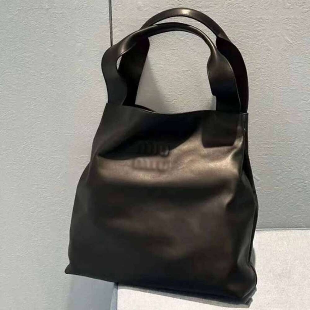 Cheap Wholesale Limited Clearance 50% Discount Handbag Miaos Tote Bag New Hobo Shoulder Large Capacity Handbag Single Underarm Bucket for Women