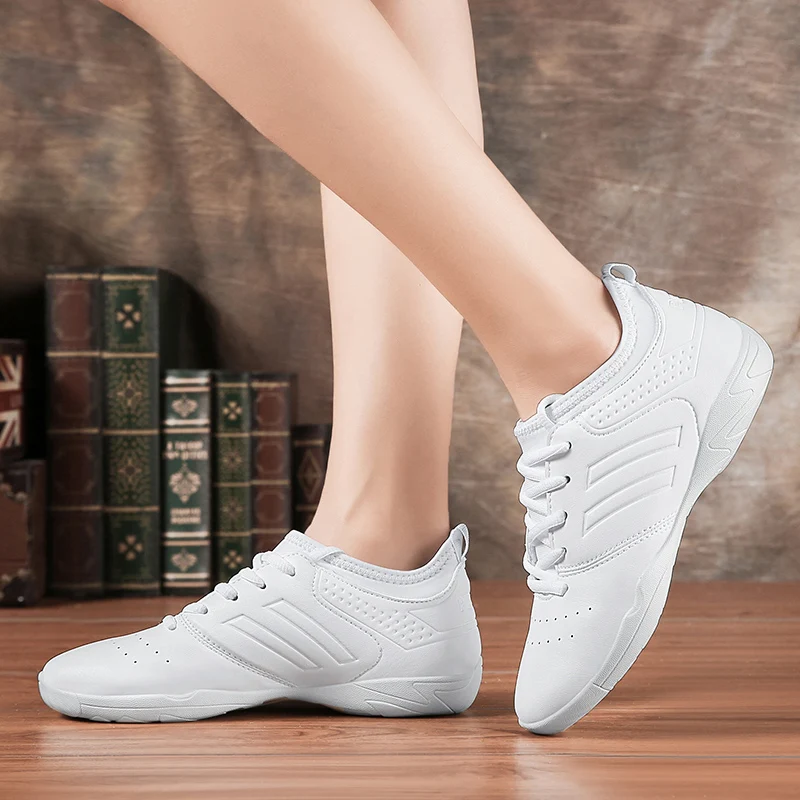 Boots Lightweight White Soft Athletics Dance Chaussures Femmes confortables Gym Aérobic Sneakers Girls Fedies Training Cheerleading Chaussures