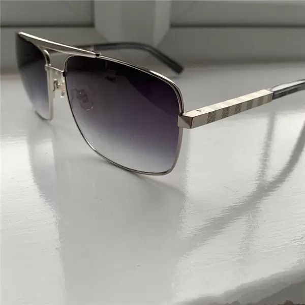 Mode Brillen Designer Sonnenbrille Männer klassische Haltung Metall quadratischen Rahmen Beliebte Retro Avantgarde Outdoor UV 400 Schutz Sonnenbrille 0259