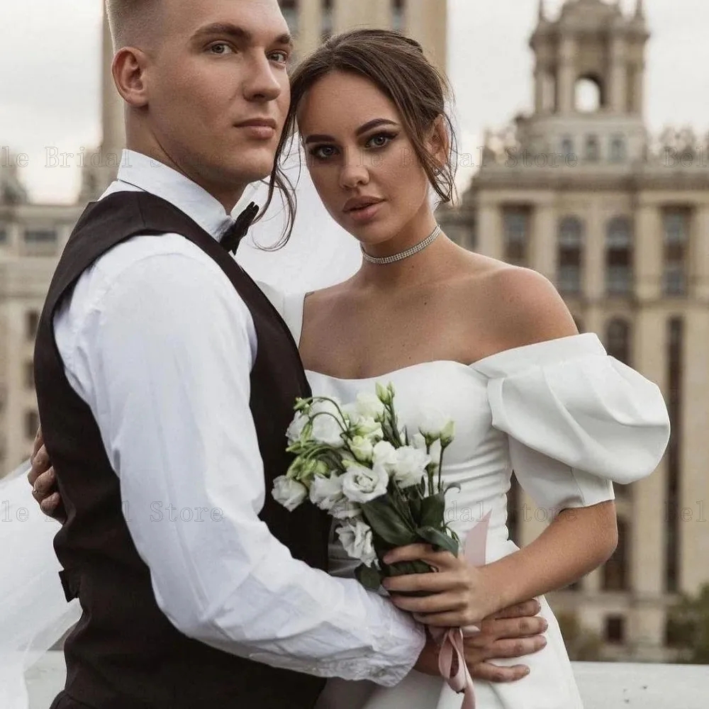 Prinses Bladerdeeg Korte mouwen Schede Trouwjurken Korte mini Kleine witte jurk voor dames Sexy bruid Tweede receptie Feestjurken Eenvoudig Strandgewaden YD