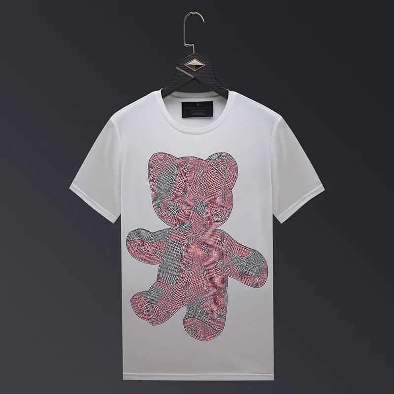 T-shirts hommes 2024 Cartoon Bear Strass T-shirts Hommes Marque À Manches Courtes Mode Streetwear O Cou Slim Modal Coton T-shirts Plus Taille 6XL J240319