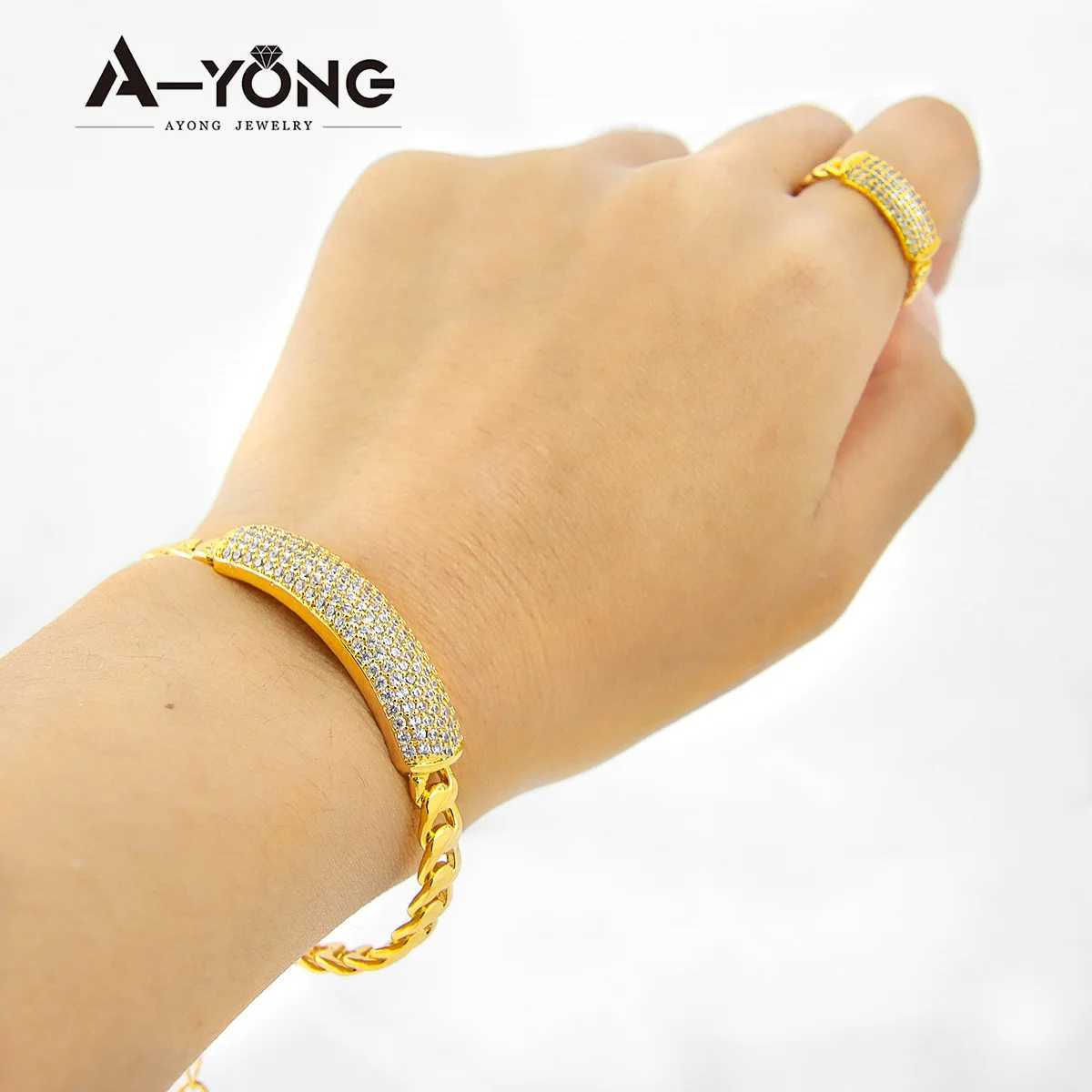 Armreif Arabisch Gold Zirkonia Armband Set Kupfer Ringe Gold 21k Italienische Manschettenarmbänder Elegante Frau Luxus Partys Schmuck Geschenke 240319