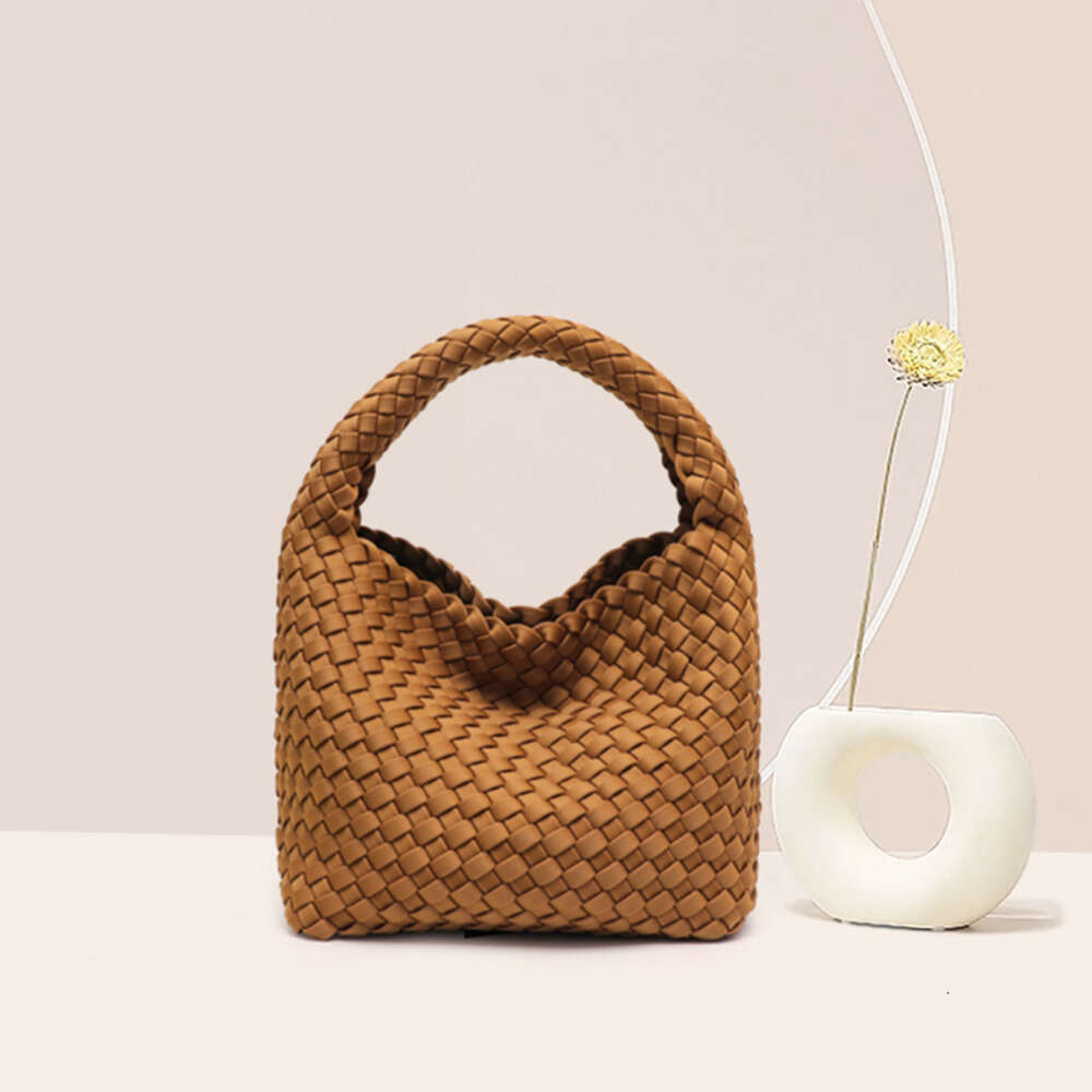 Sac à main tissé de haute qualité avec panier à légumes de niche, sensation haut de gamme, fermeture éclair cent fois, bandoulière à une épaule à la mode