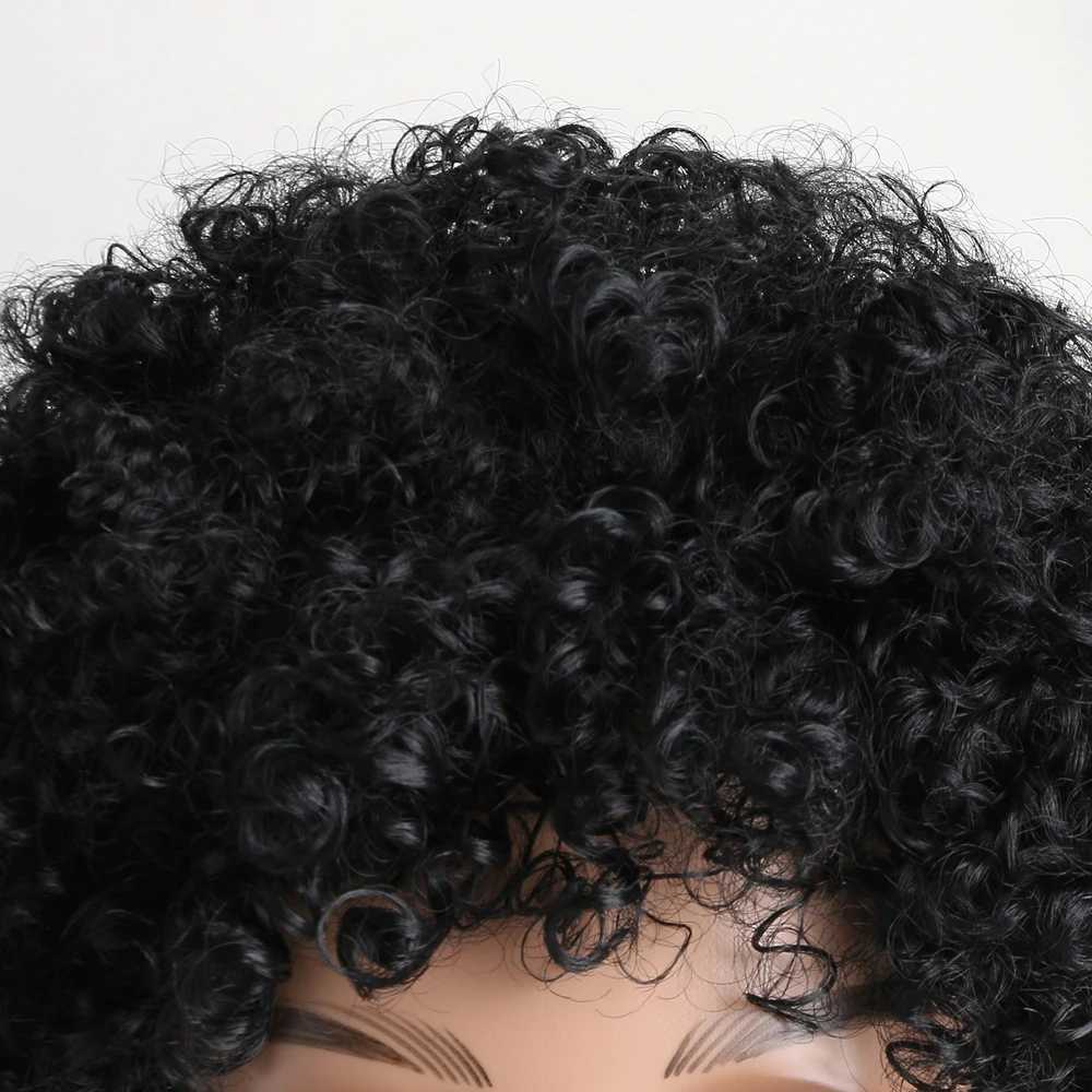 Syntetiska peruker cosplay peruker 10 tum korta lockiga peruker för svarta kvinnor mjuka svart lockiga peruk med lugg 240329
