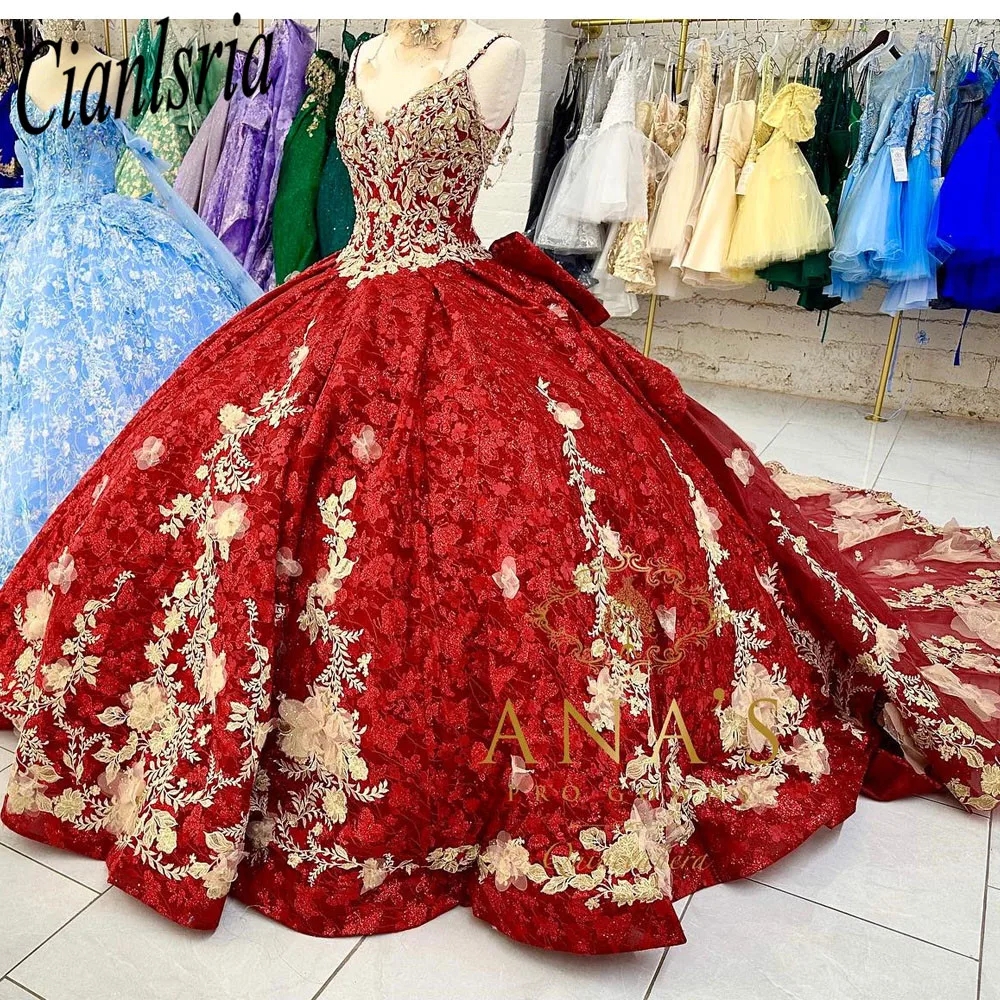 Red Ball Gown Quinceanera Dresses Lace Appliques Off the Shoulder Vestidos De 15 anos Court Train Puffy Sweet 16 Dress