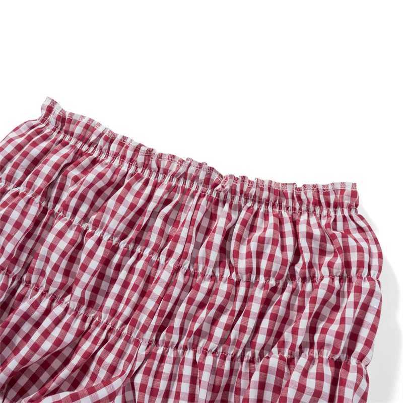 レディースショートパンツXingqing Red and White Plaid Shorts Y2K Clothes Women Elastic Waist Ruffles Cake Shorts Bottoming Sweet Girl Lolita Pettipantsl2403