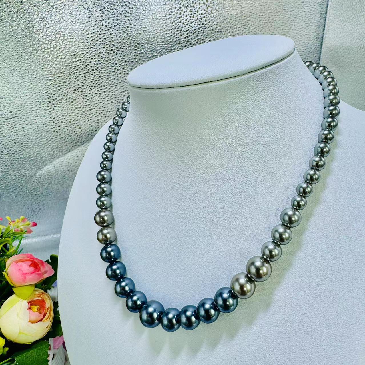 Créateur Lin Zhou, collier de perles de verre gris haut de gamme tahitien de style antique, couleur originale Instagram, collier de sensation haut de gamme pour banquet de niche