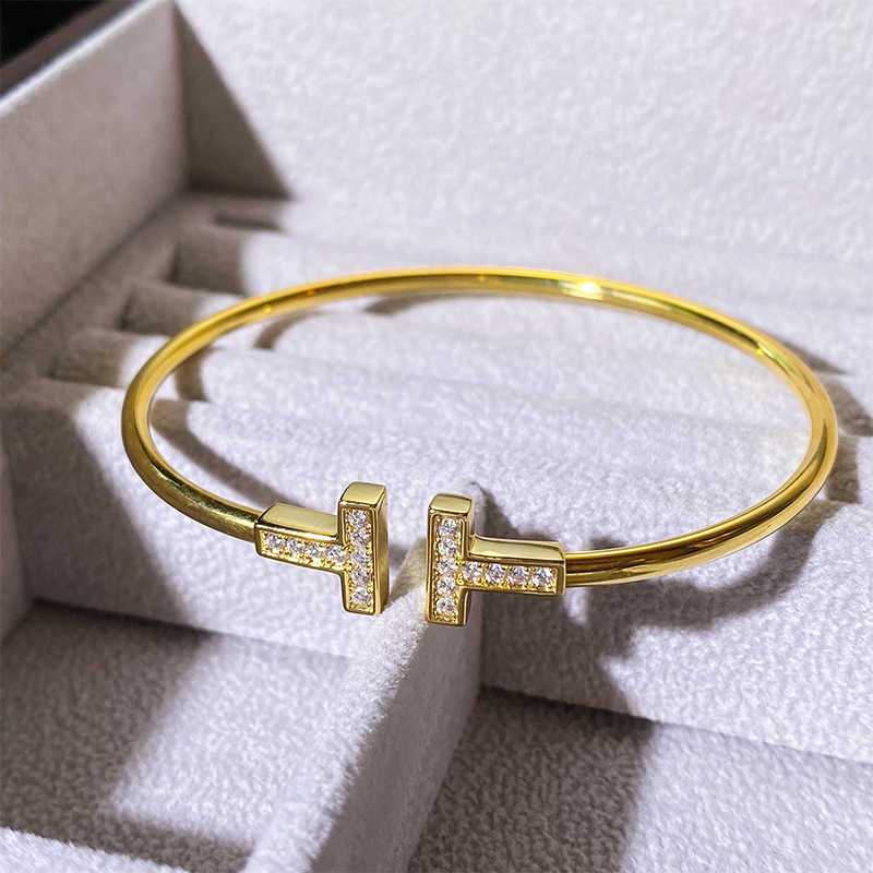 Bangle Charm AA Designer Tifant Love V Bracelet Double T Femmes High Edition Small Style Gold Diamond Diamond Classic Fashion Handpiece XY6E 432635