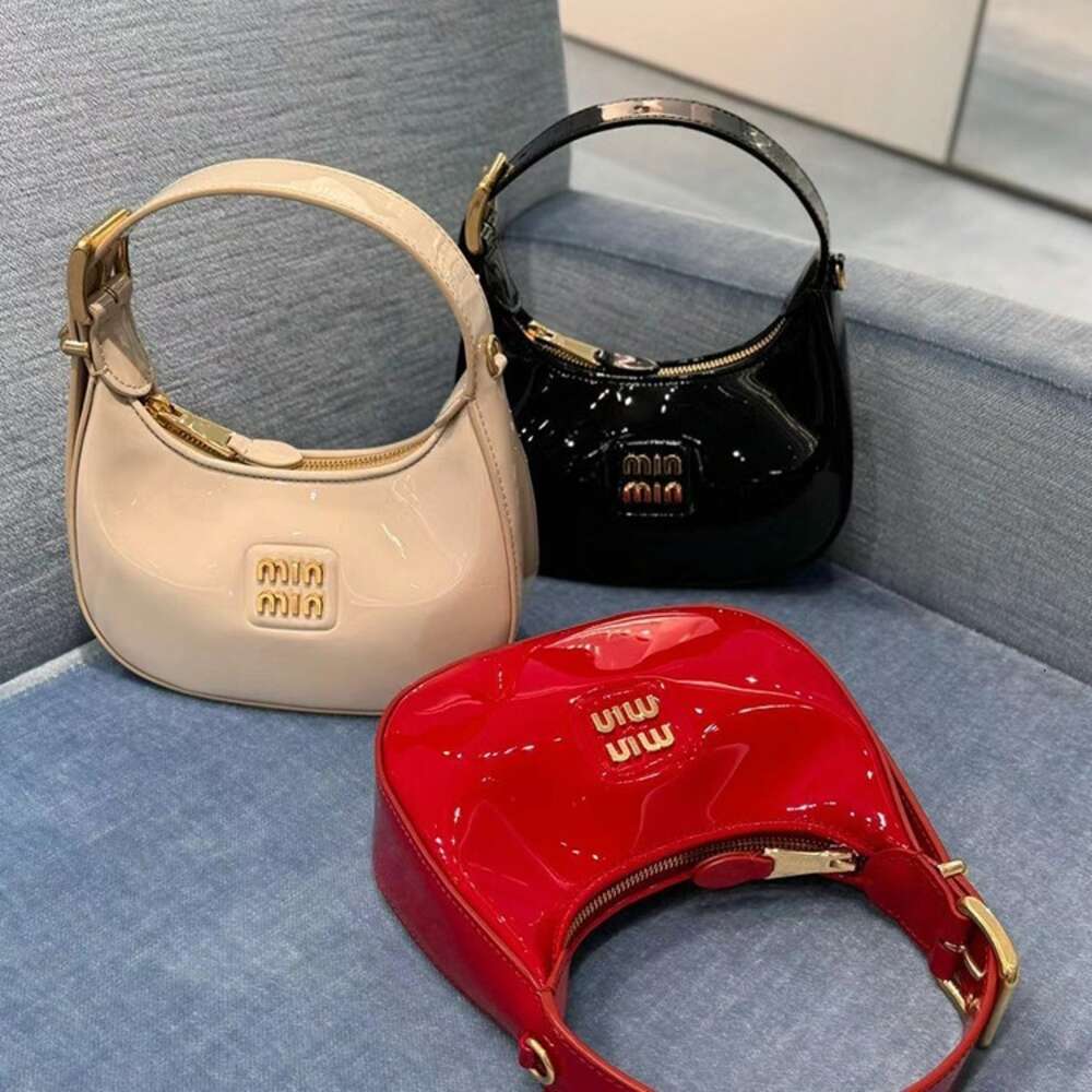 Cheap Wholesale Limited Clearance 50% Discount Handbag Versatile New Lacquer Bright Letter Handheld Underarm Bag Red Fashionable Womens Trendy