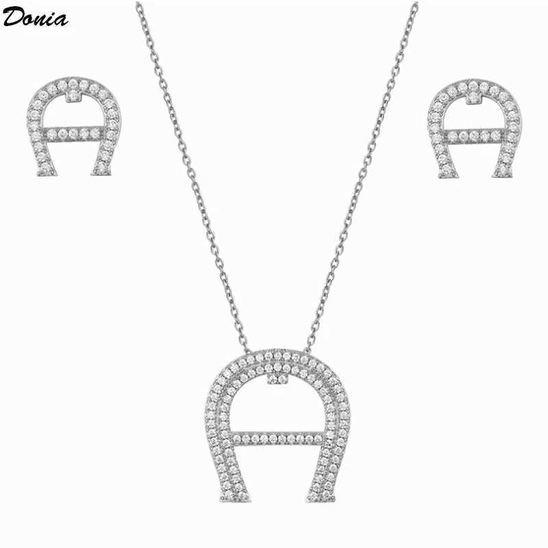 Bangle Donia bijoux mode nouveau luxe micro-incrusté AAA boucles d'oreilles avec liste de zircone collier boucle d'oreille ensemble dames pendentifbijoux 240319