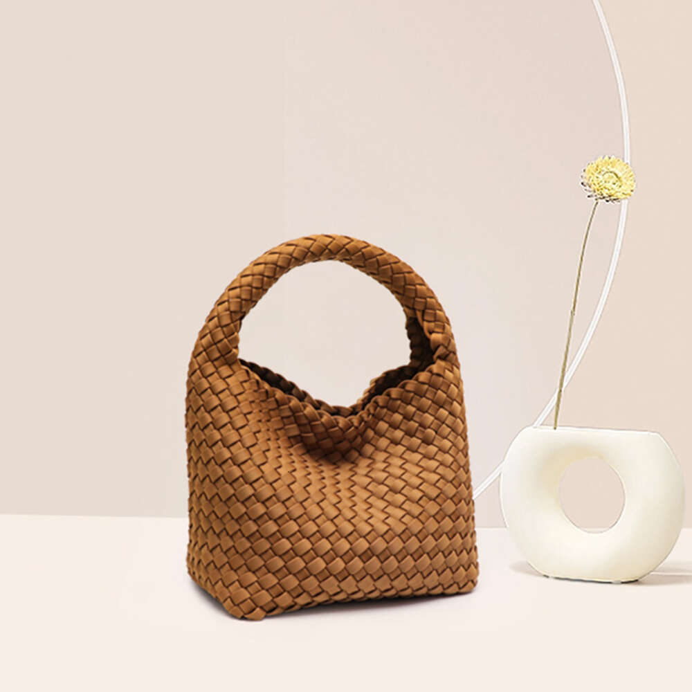 Sac à main tissé de haute qualité avec panier à légumes de niche, sensation haut de gamme, fermeture éclair cent fois, bandoulière à une épaule à la mode