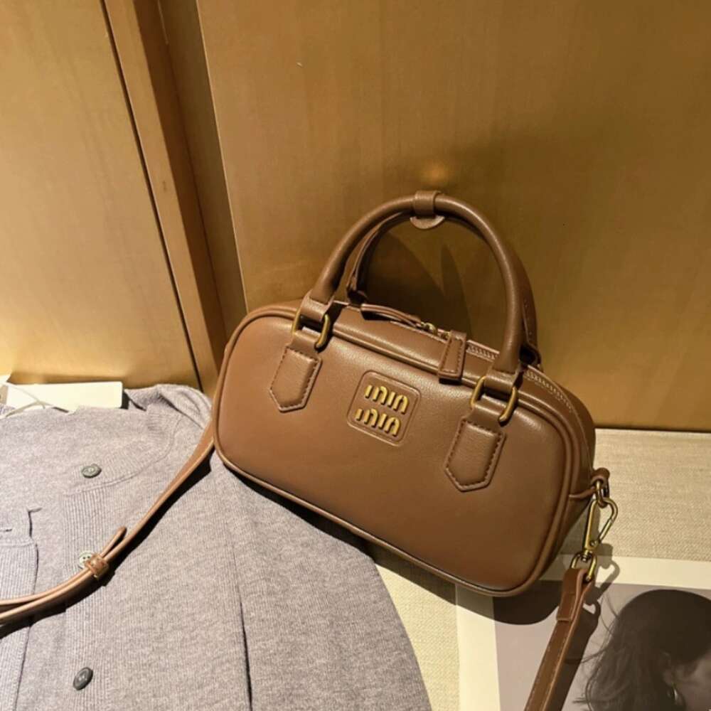 Ucuz toptan sınırlı açıklık% 50 indirim çanta Bu popüler deri kadınlar için yeni moda ve moda küçük kare çanta çok yönlü omuz crossbody