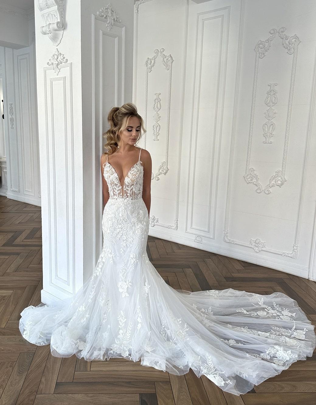 Abito da sposa a sirena con scollo a V profondo in pizzo con applicazioni sexy, senza maniche, perline, perle, senza spalline, senza spalline, tromba, abiti da sposa con velo insieme