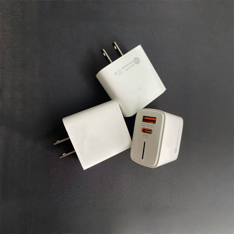 Quick Charge 3.0 PD 25 W Schnellladung für Mobiltelefone, USB-Typ-C-Wandadapter