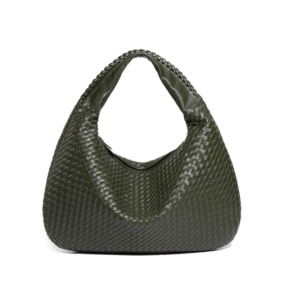 Förvara högkvalitativ designväska fashionabla vävda underarm med mångsidig struktur trendig handväska casual nisch stor kapacitet axel axel