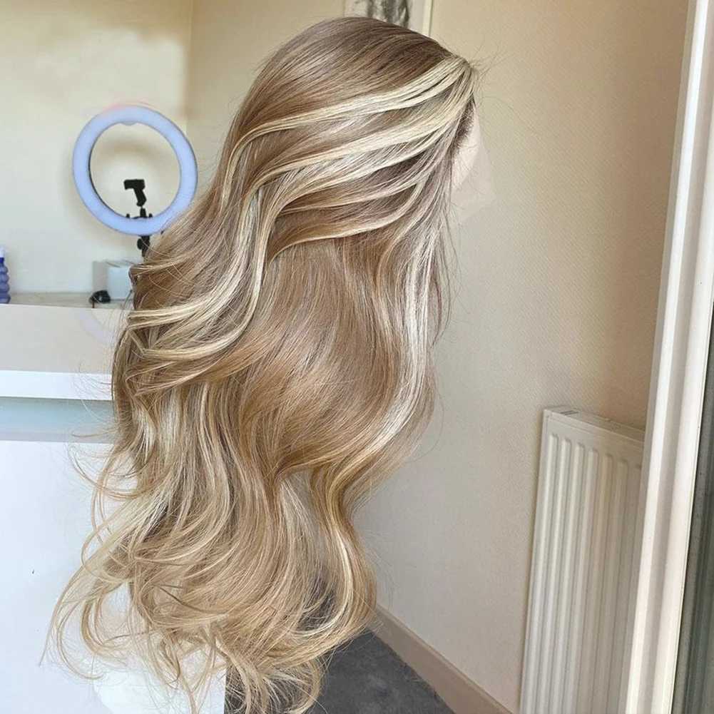 Synthetische pruiken Synthetische pruiken Bernardo Honingblond Gekleurde synthetische pruik met kanten voorkant Hoogtepunt Lang golvend lichaam Voorgeplukt Cosplaypruiken voor zwarte vrouwen 240328 240327