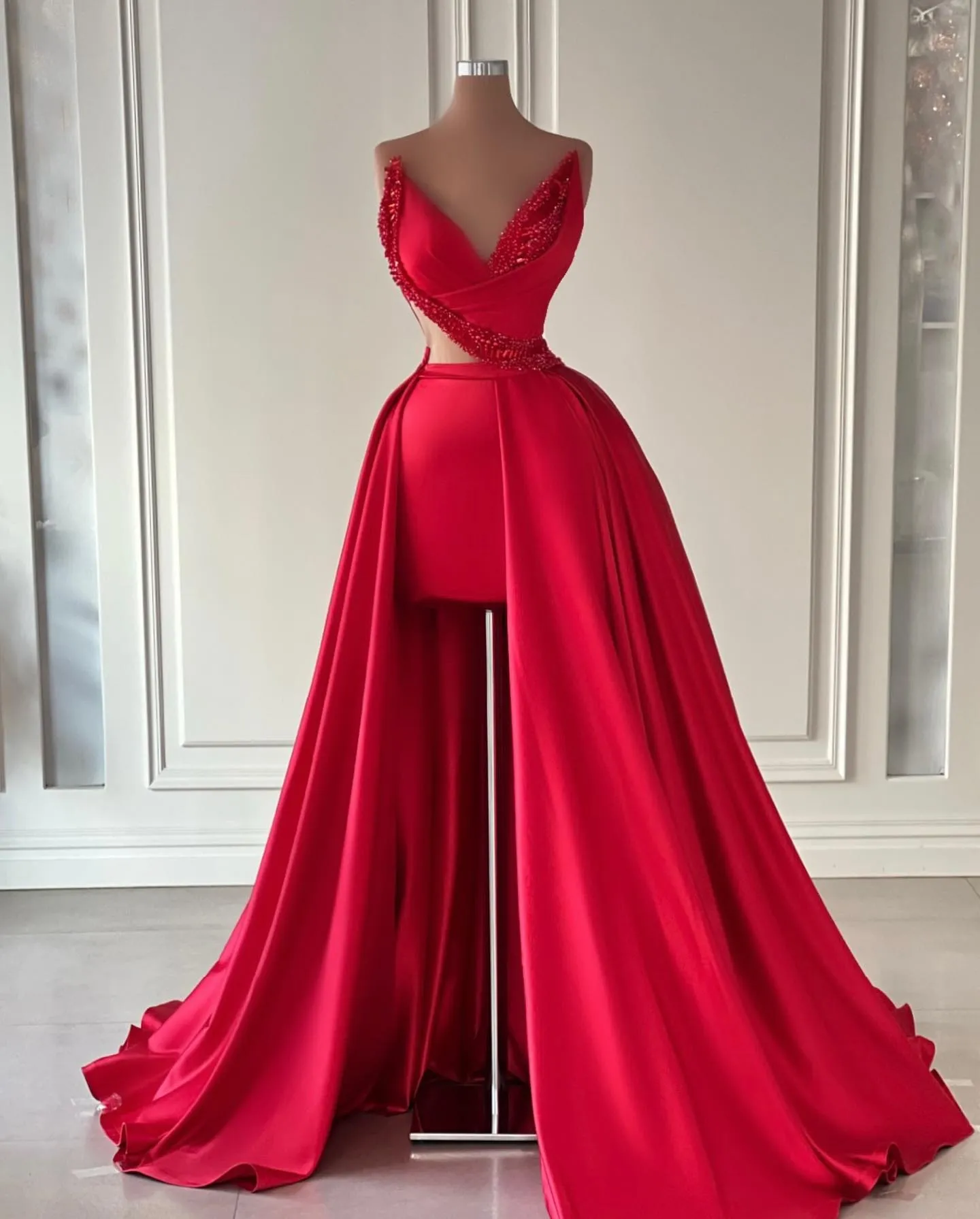 Red sheath evening dresses elegant with overskirts v neck promdress beading satin dresses for special occasions sweep train robe de soiree