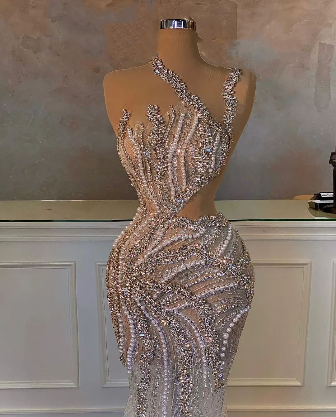 Sexy Evening Dresses Sleeveless Bateau Straps One Shoulder Beaded Appliques Sequins Pearls Diamonds Floor Length Celebrity Formal Prom Dresses Gowns Party Dress